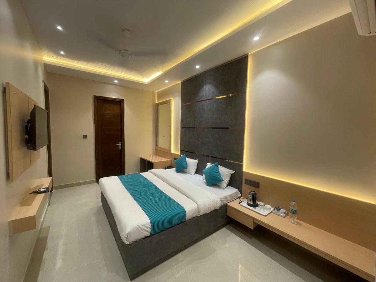 Motimahal Inn Haldwani Exterior photo